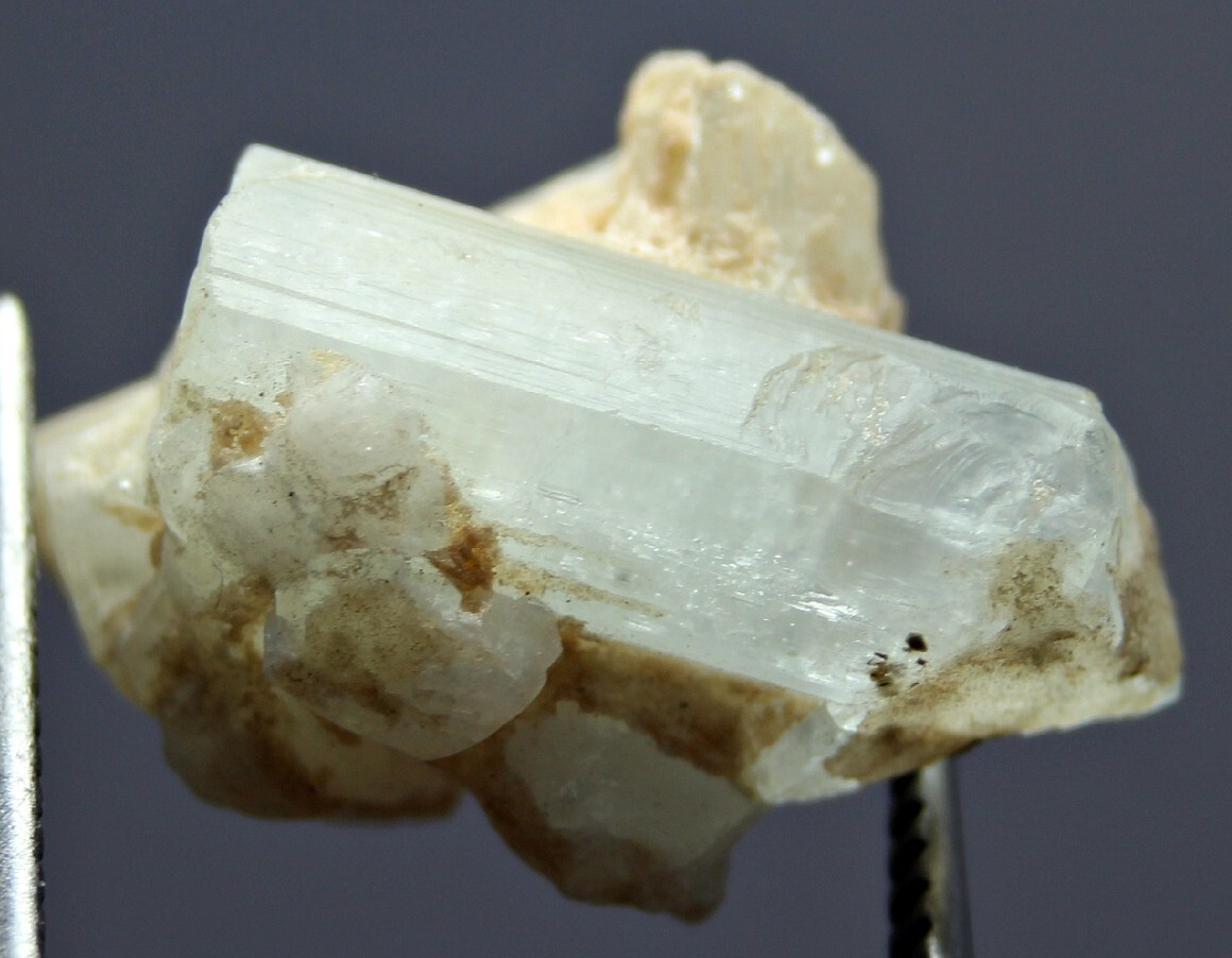 16.0 CT Beautiful Double Terminated Kunzite Crystal Specimen from Afghanistan