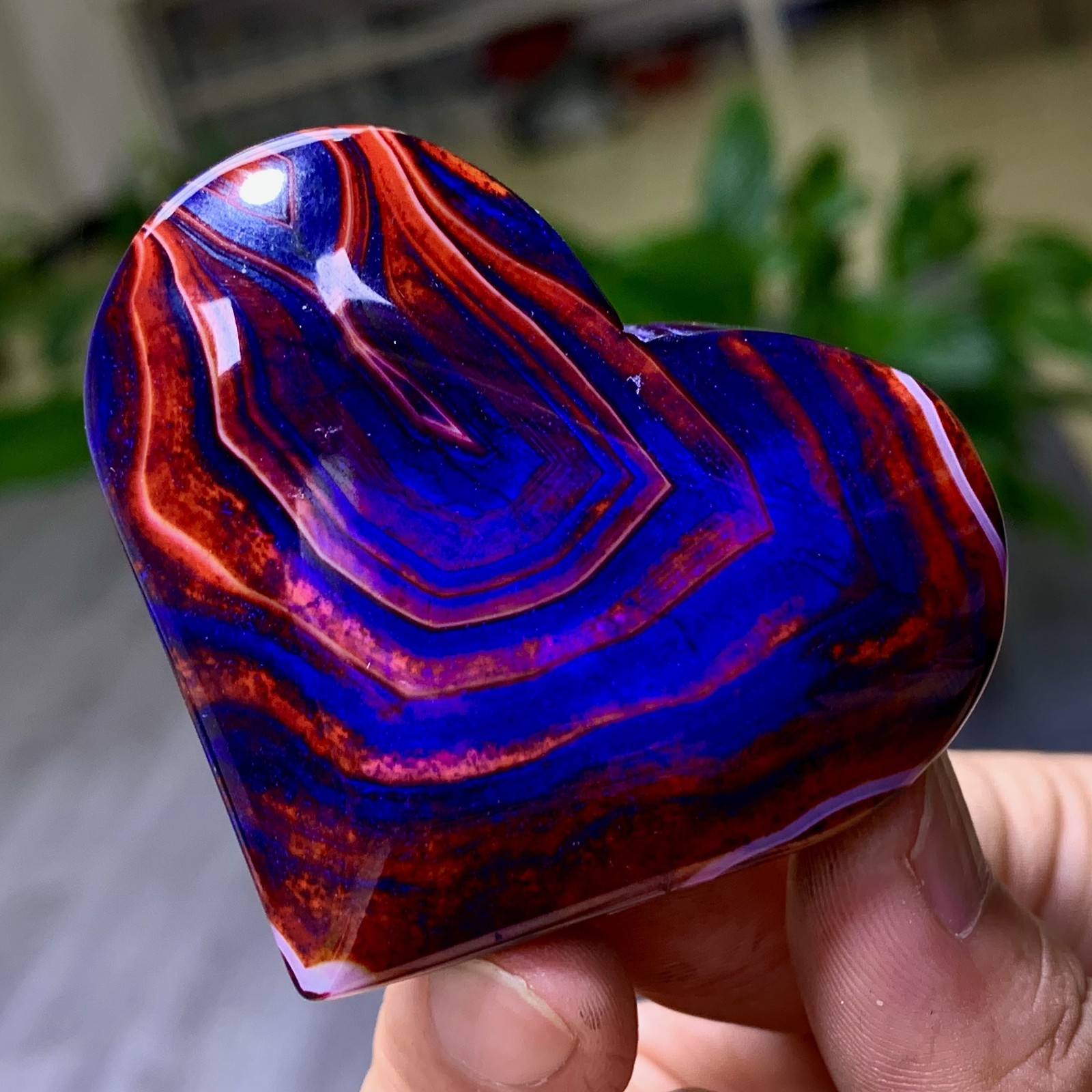 92G Natural colored striped agate crystal mineral heart shape