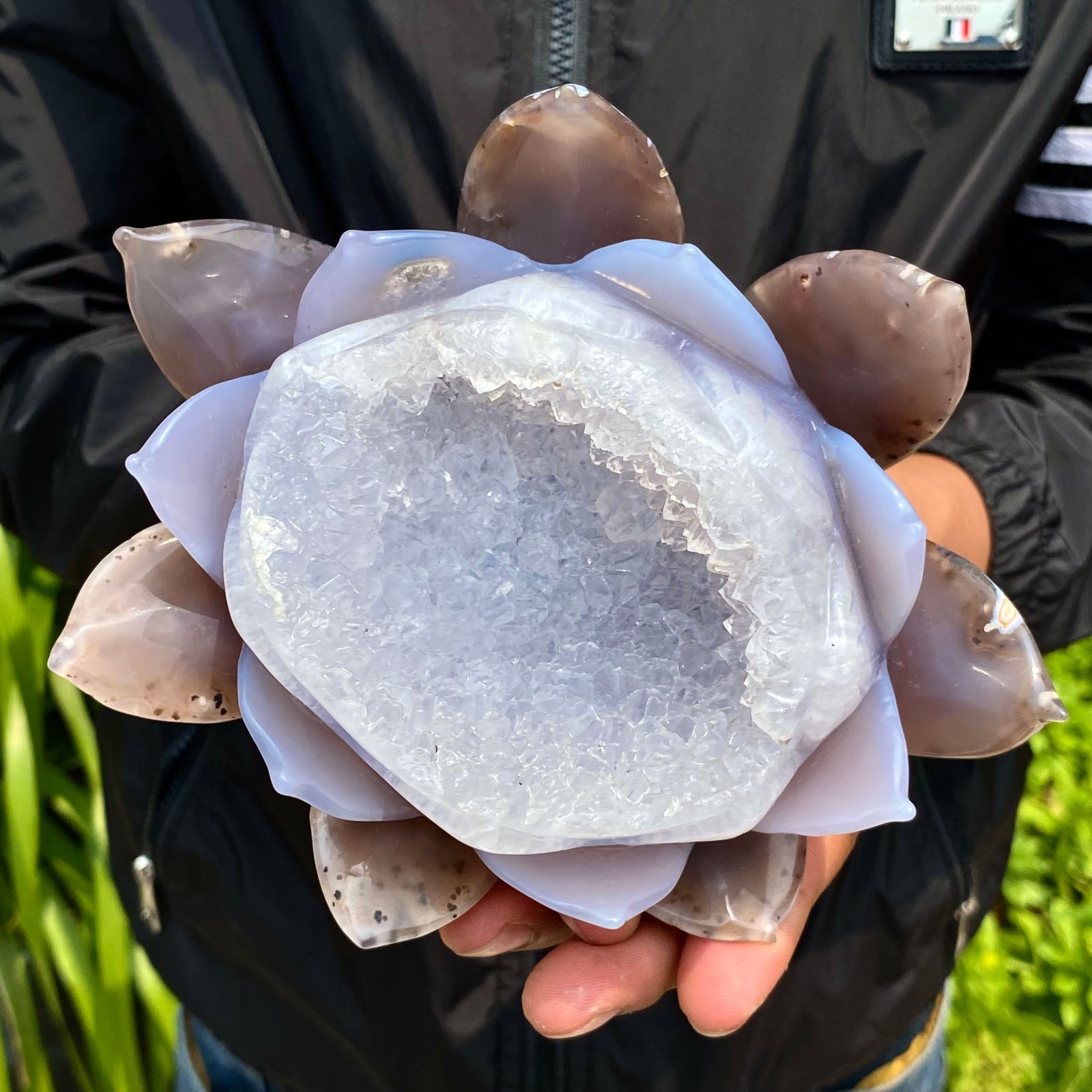 2.62LB Natural Agate Geode Carved Lotus Flower, Hand Carved Healing Crystal Home