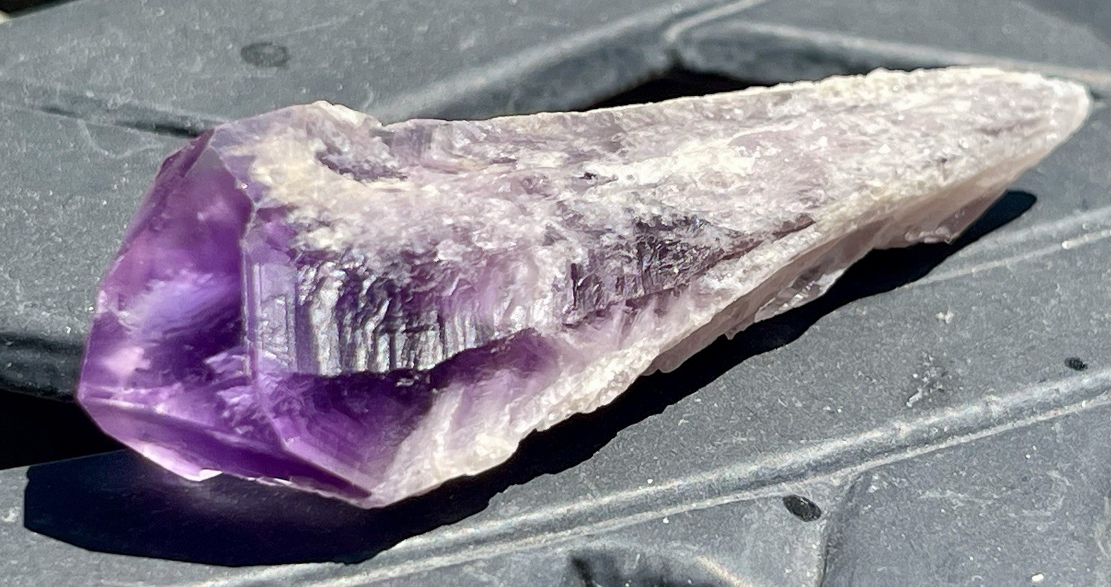 Amethyst Scepter Crystal 31.01 Grams L 2 31/32” X 59/64” @the widest Uruguay