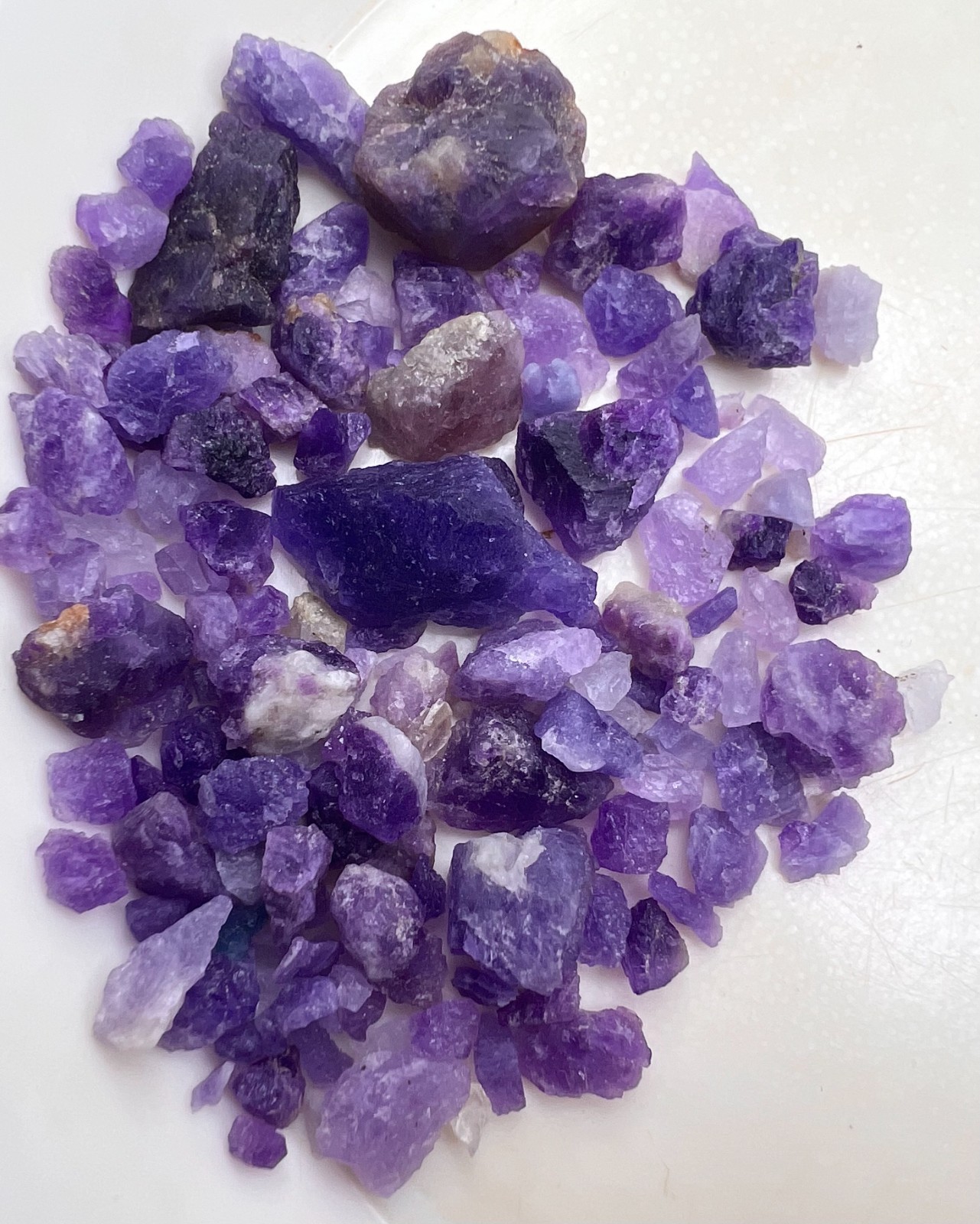 130 Carat Fluorescent Tenebrescent Purple Hackmanite Crystals Lot From Afghanist