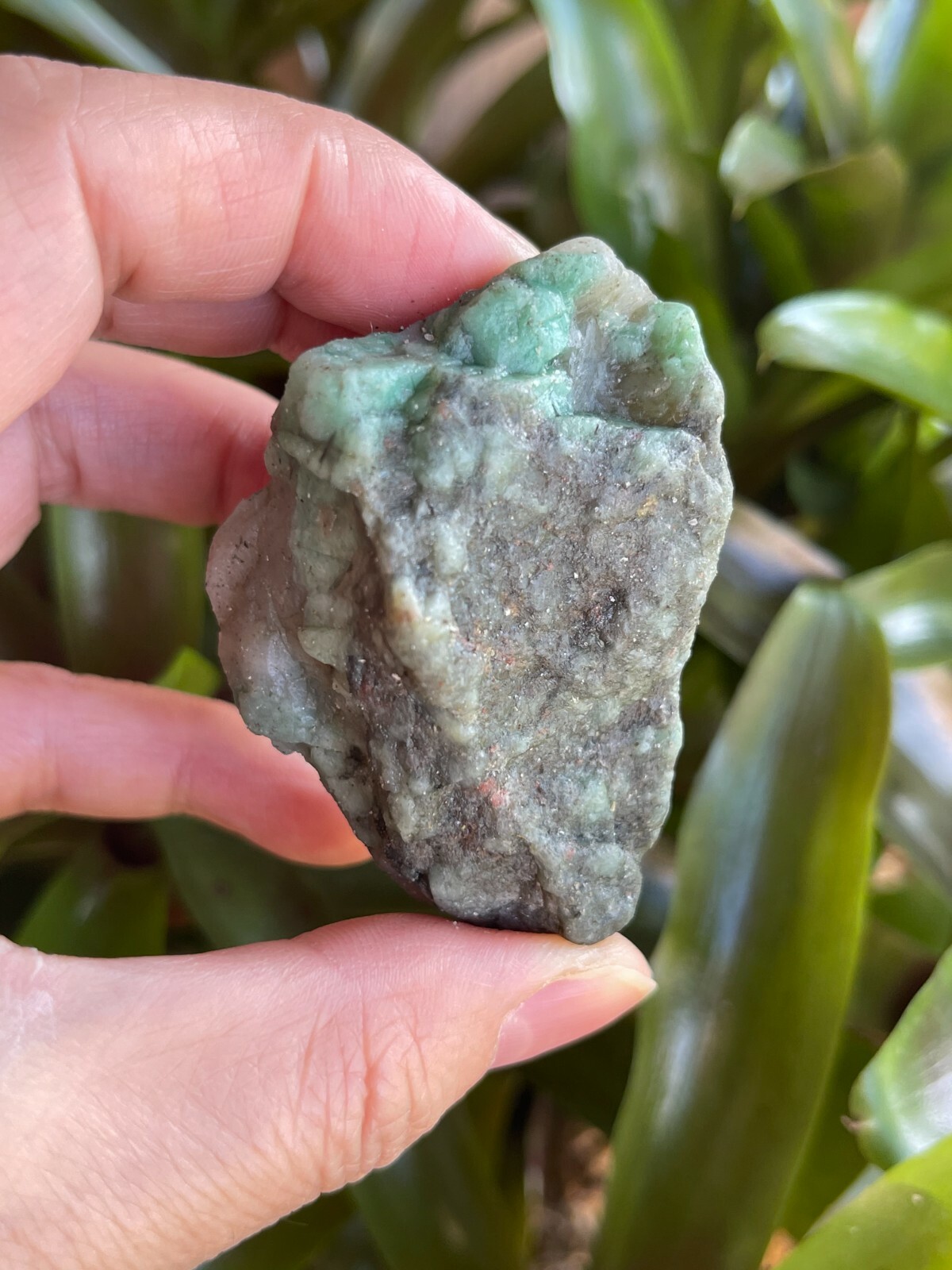 Grade A++ Large Emerald Rough Stones, 2 – 3 Inch Raw Emerald, Wholesale Bulk Lot