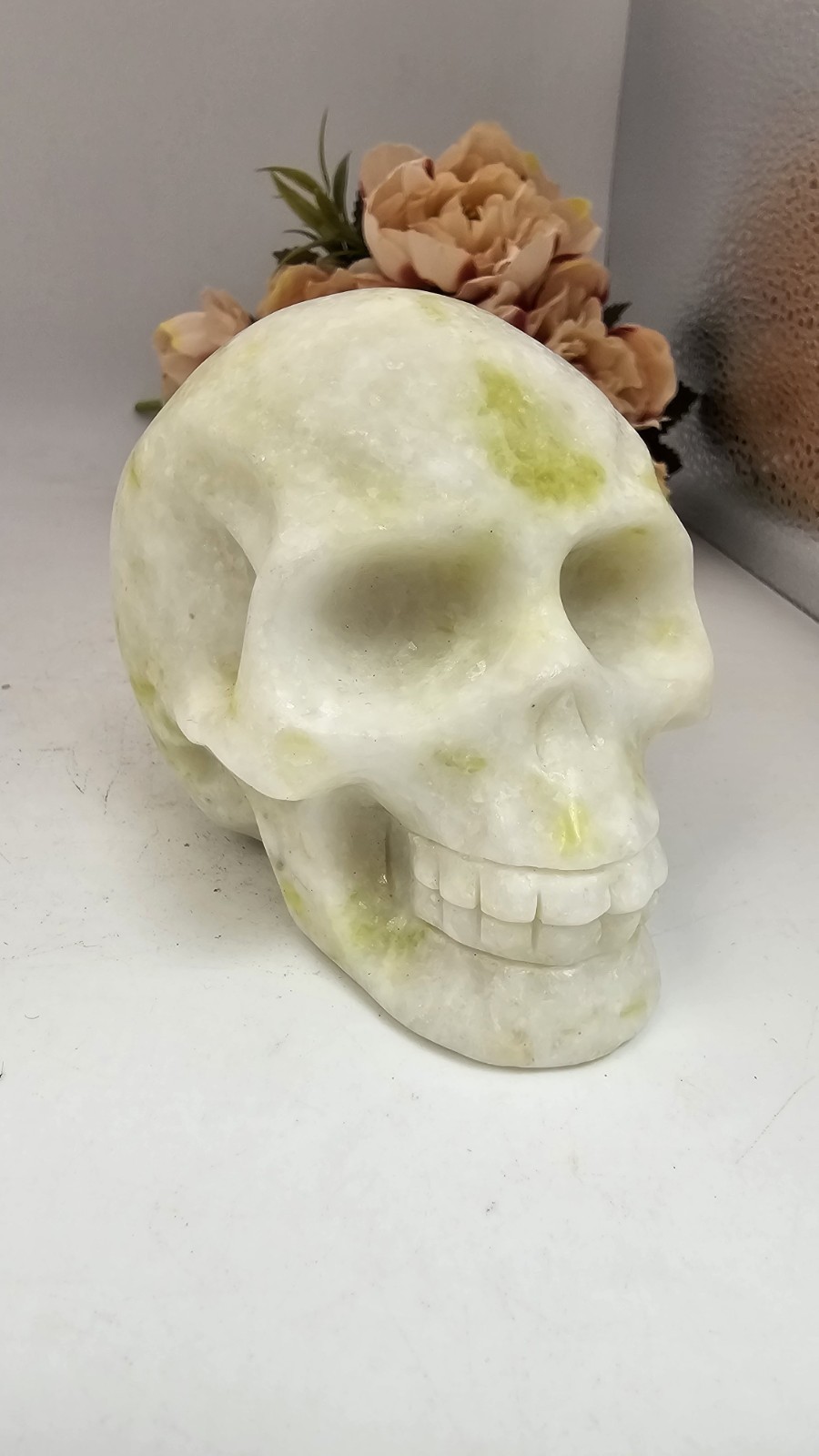 ✨️SALE✨️ Large Lantian Jade crystal Skull Carving 600g 8.9cm Green White Jade