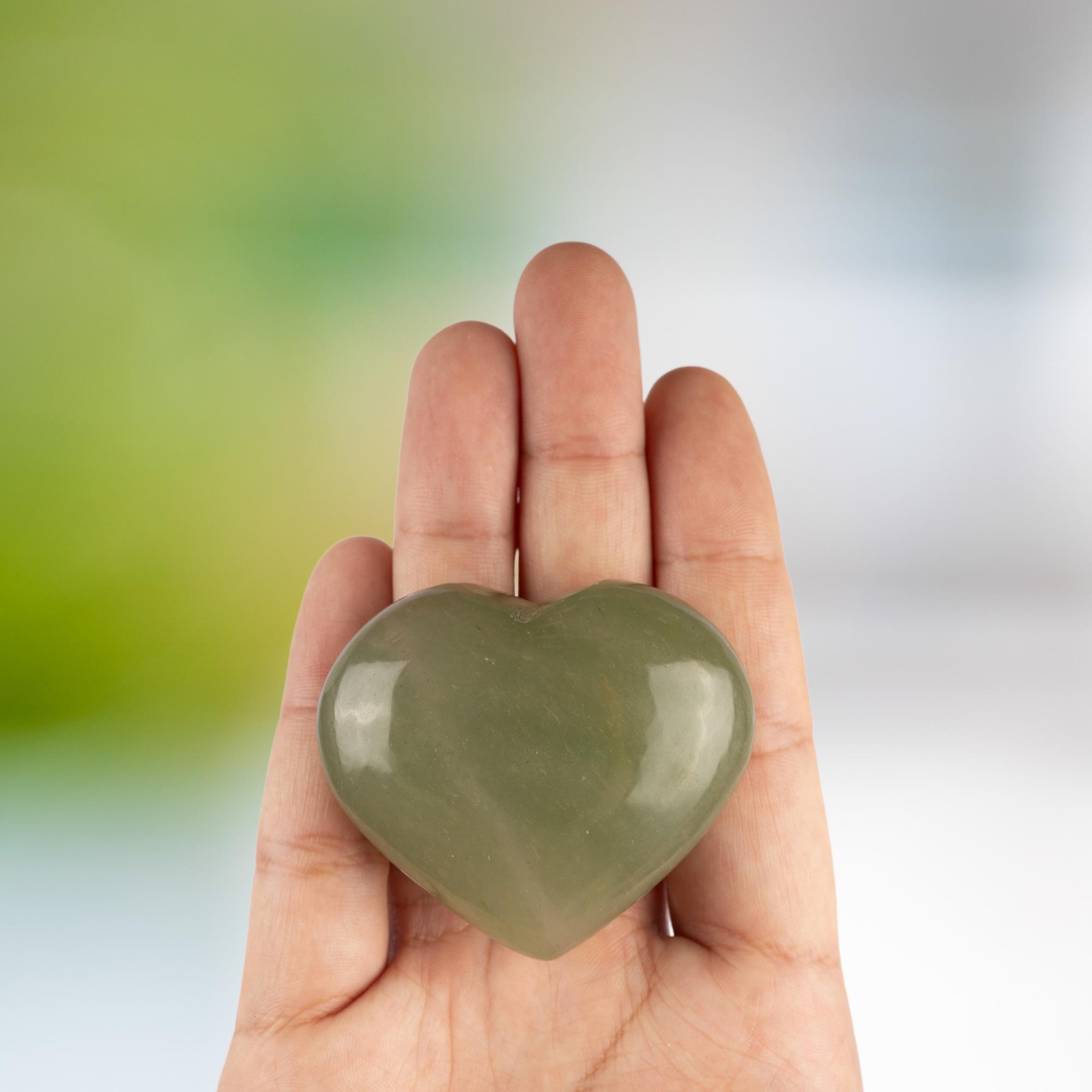 Green Aventurine Heart Shape Crystal Palm Stone, Polished Stone, Spiritual Gift