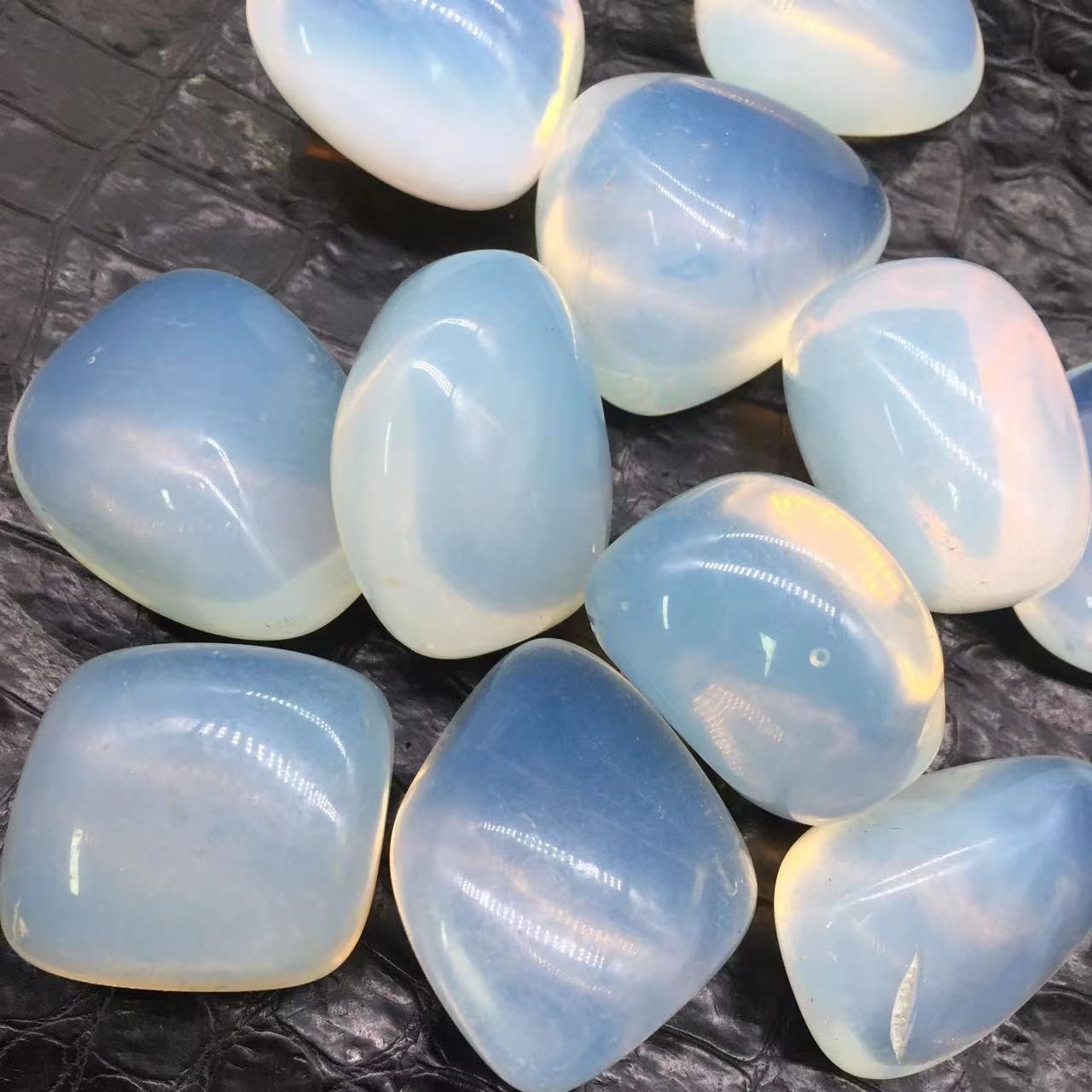 Natural Opalite Quartz Crystal Tumbled Stone Healing Decoration Specimen 100g