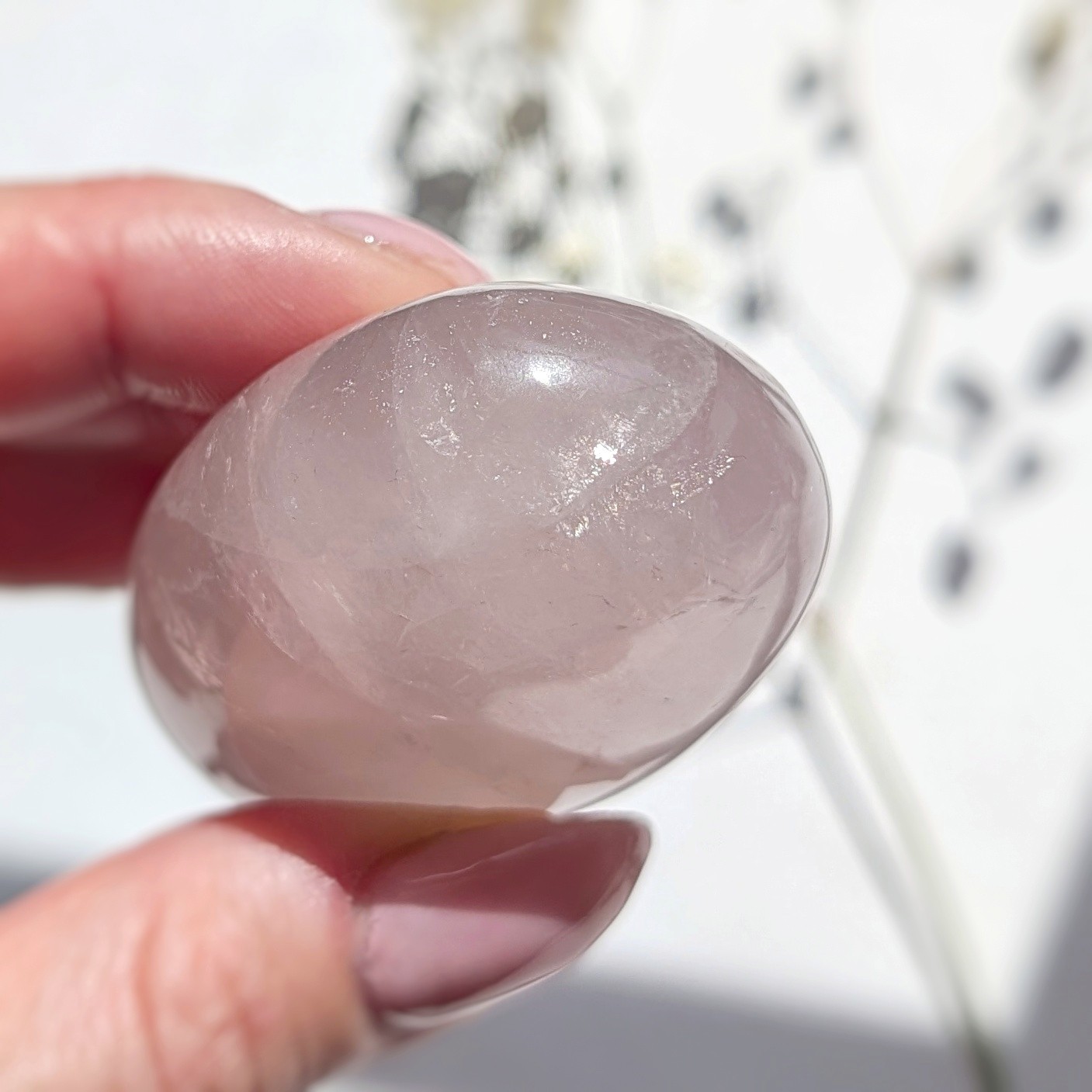 2″ shimmery rose quartz palmstone with asterism, star rose quartz palm crystal