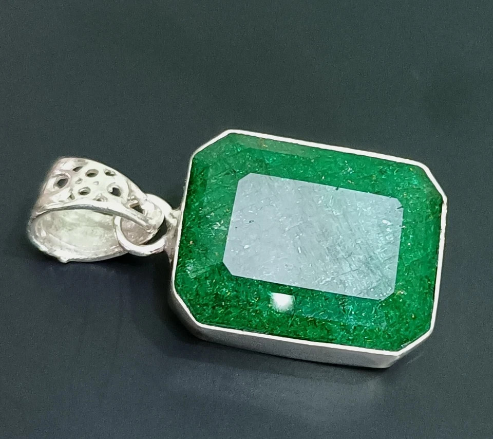 67 Ct Natural Green Emerald 925 Silver Pendant Emerald Cut IGL Loose Gems 6LHU