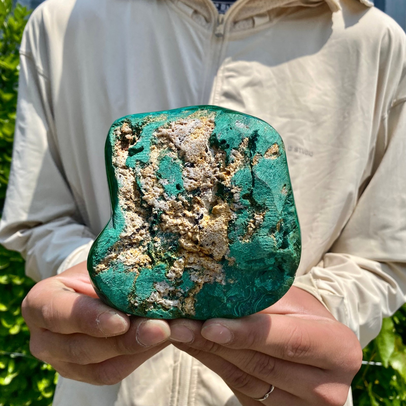 2.42LB Natural glossy Malachite transparent cluster rough mineral sample