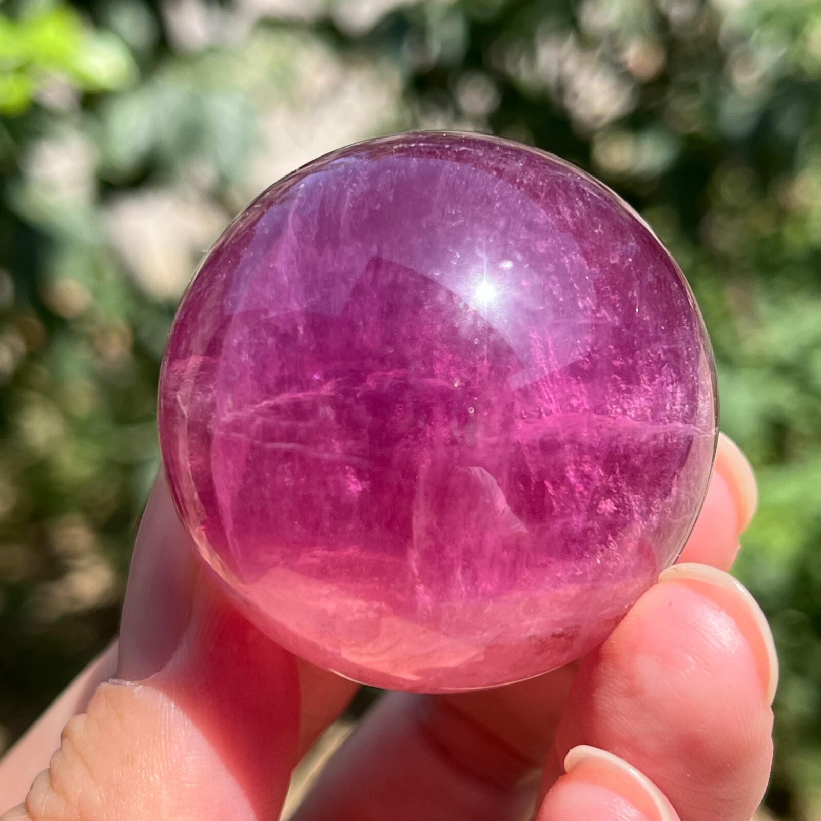 133g Natural Dark Red Fluorite Quartz Crystal Sphere Ball Specimen Healing