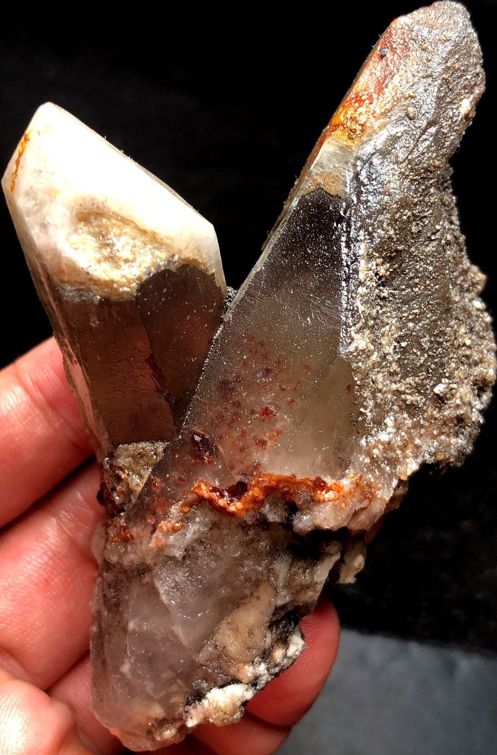 166g Brand new Rare Black SMOKY QUARTZ Crystal Point &Garnet Spessartine u19