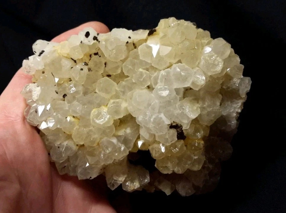 1LB 2 oz Natural 3.5″ QUARTZ Cluster from Chihuahua, Mexico