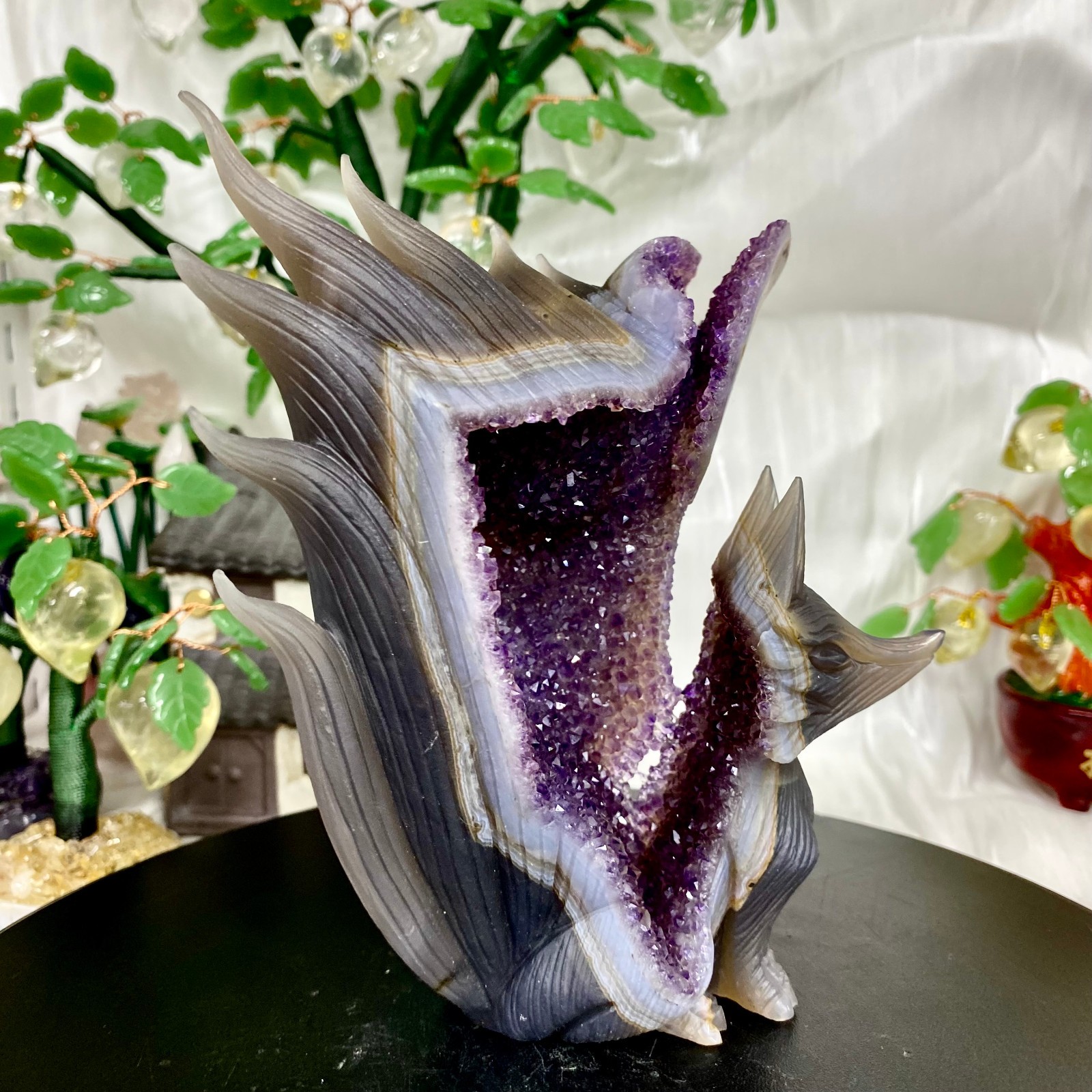 1.7LB Natural Agate Geode Hand Carved Nine-tailed Fox Quartz Crystal Decor