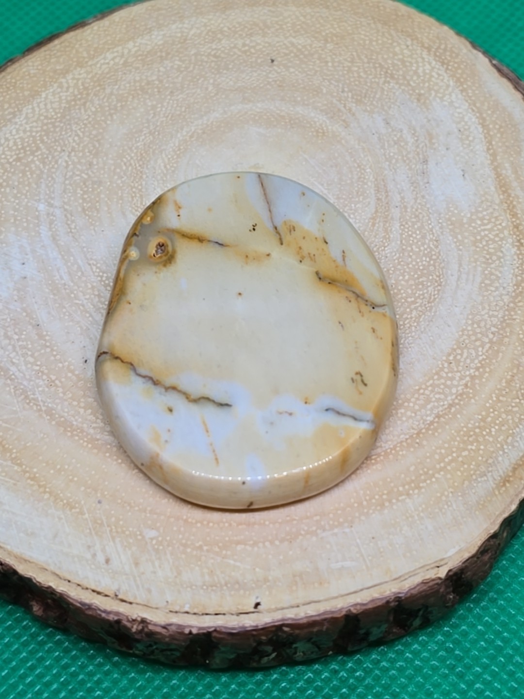 Mookaite Palm Stone Palmstone Flat Pocket Polished
