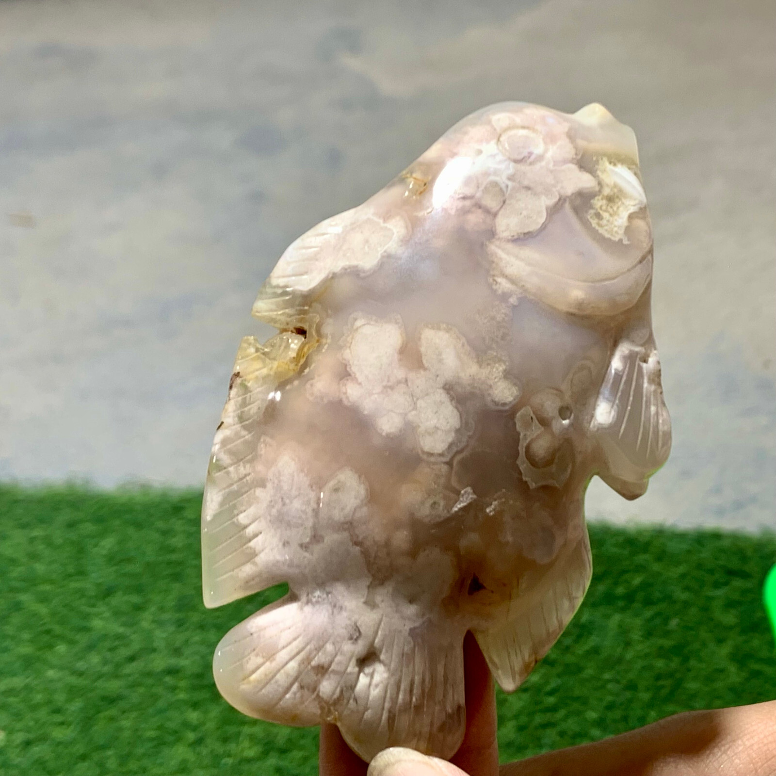 232G Natural agate crystal cave quartz hand carved moon