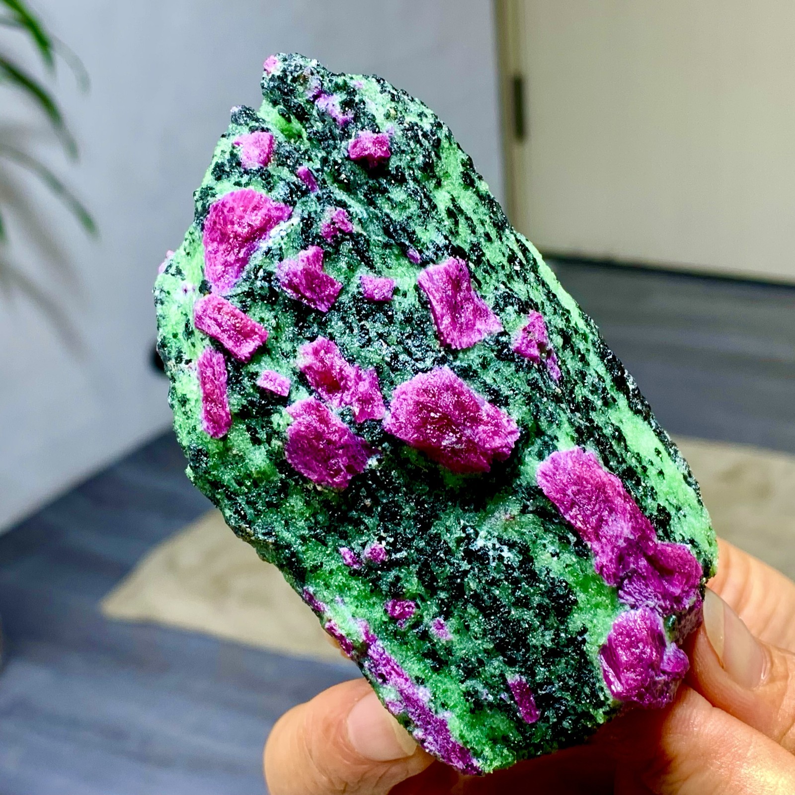 350G Natural green Ruby zoisite (anylite) crystal Chakra Healing Energy