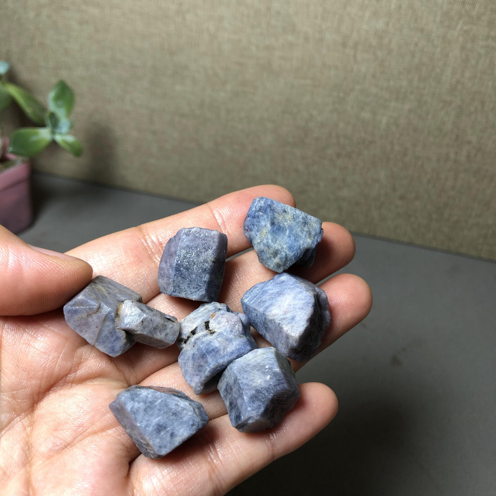 7pcs rare Natural blue corundum gemstone Unheated original specimens 71g AA3024