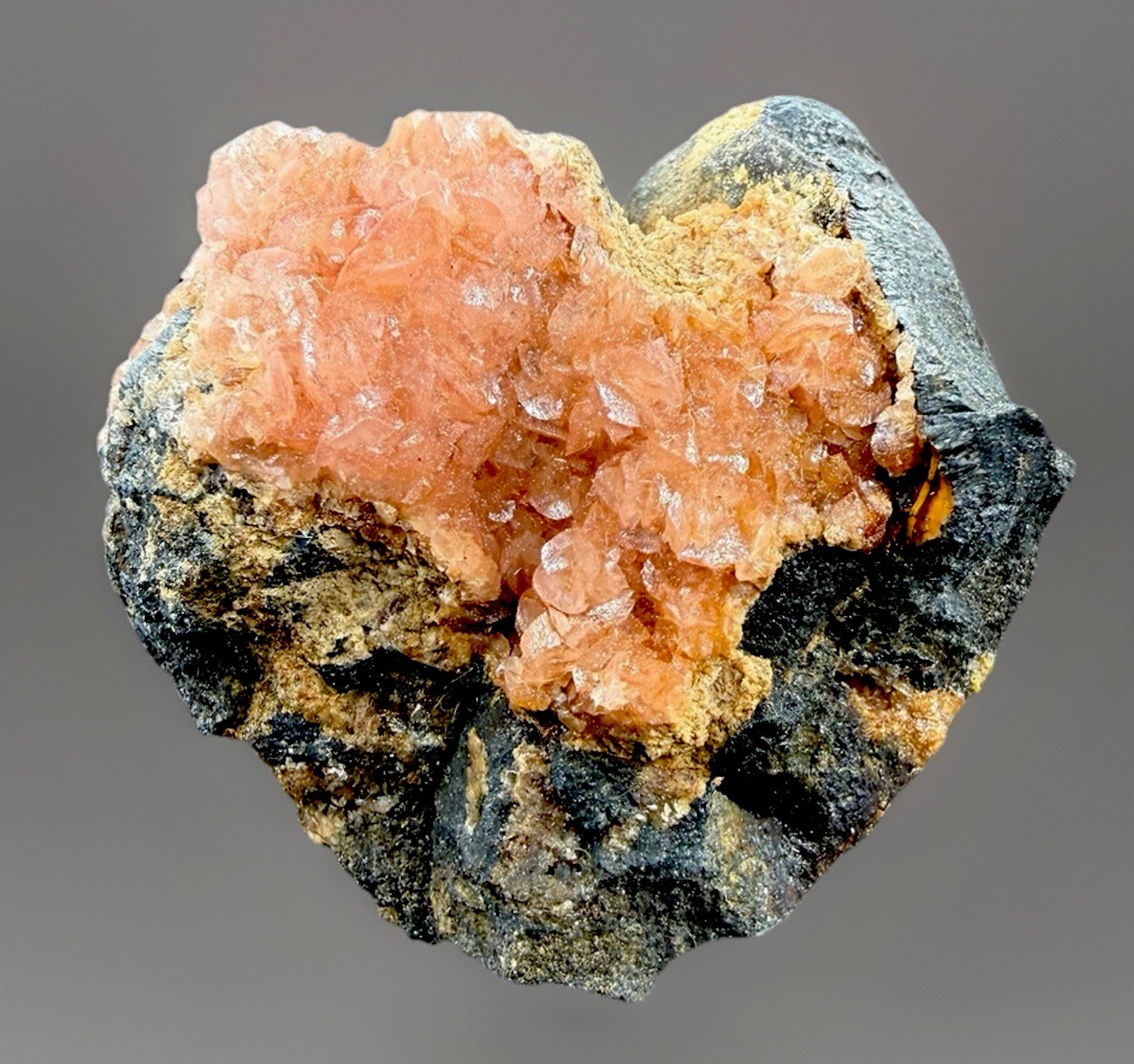 Rhodochrosite Crystals : Wolf Mine . Herdorf . Rhineland-Palatine , Germany 🇩🇪