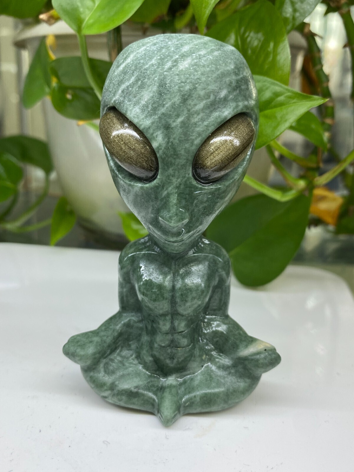 1pc Natural Lushan Jade Quartz Hand Carved Alien Skull Crystal Reiki Decor Gift