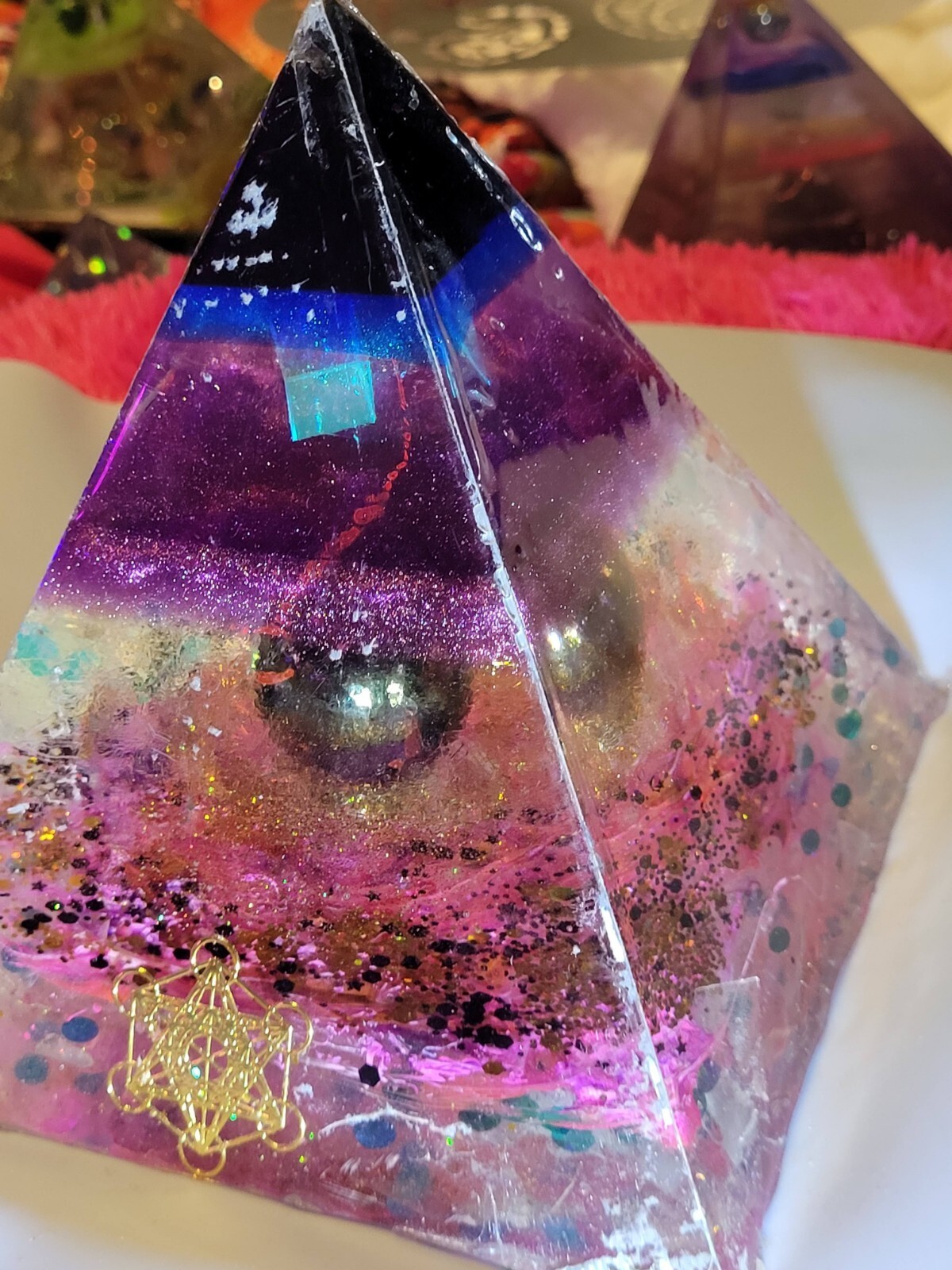 Natural Gemstone Crystal Sphere 3D Orgonite Epoxy Pyramid Energy Tower Healing