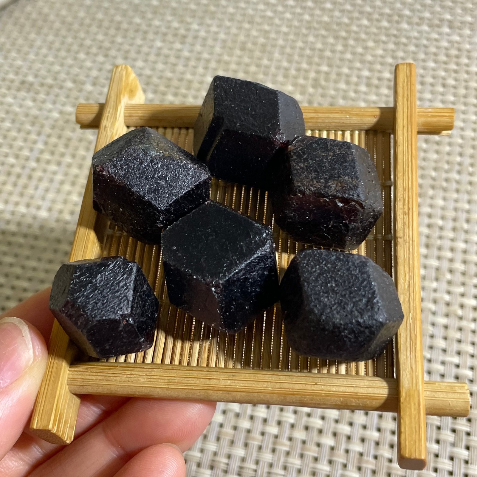 6pcs RED Garnet Crystal gemstone rough stone mineral specimen 120g