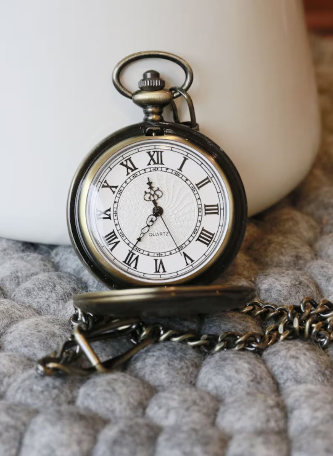 Personalized Pocket Watch – Steampunk Style Carved Quartz with Chain