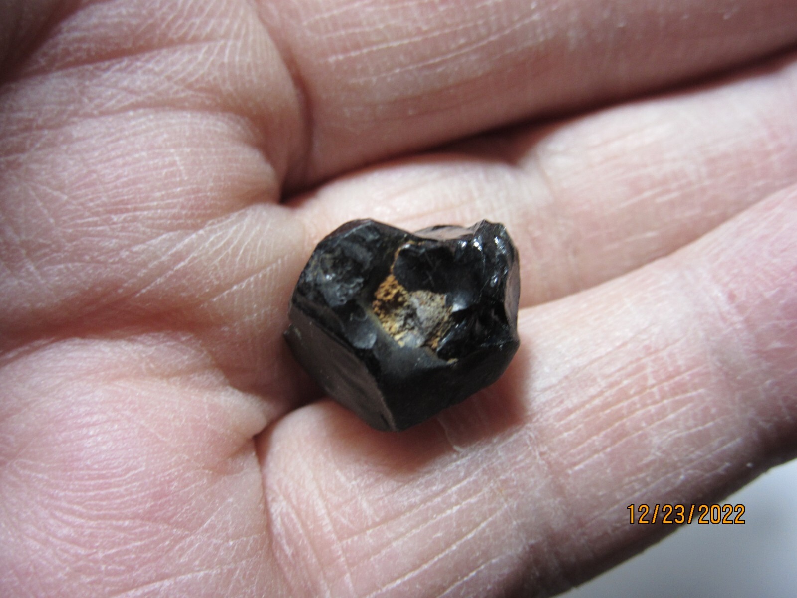 Natural Black Spinel Crystal Rough Gemstone 4.4g Collectible NBSRG-2