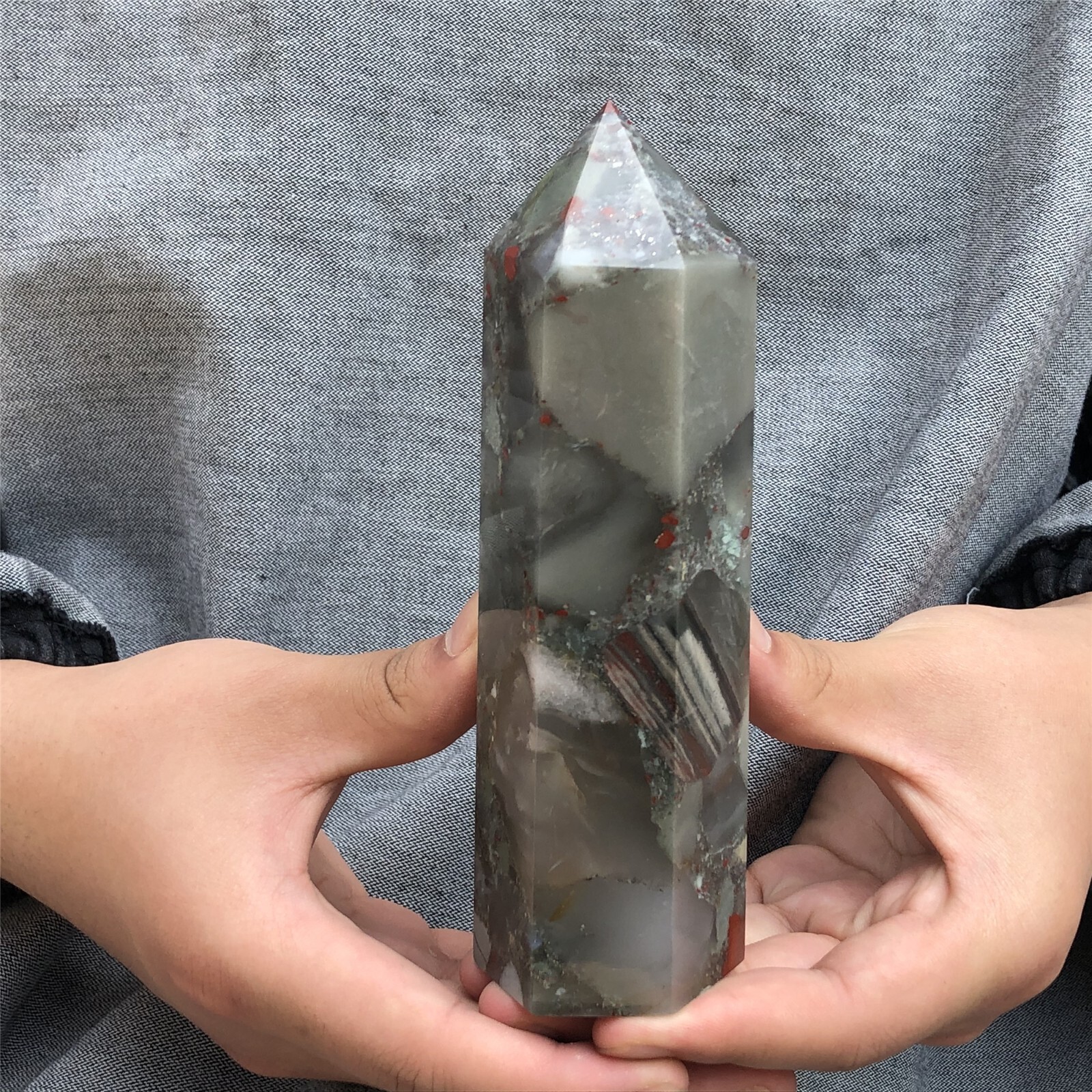 0.63kg Natural bloodstone Quartz Crystal Obelisk Quartz Point Reiki Healing Ener