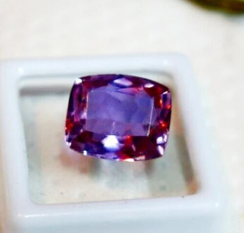 Cushion Shape 10 CT Loose Gemstone Natural Alexandrite Multi Colors Certified