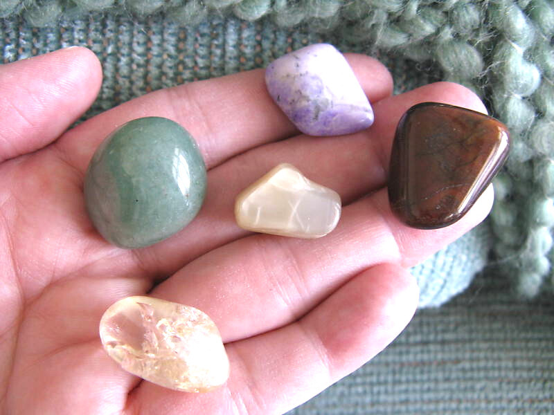 NEW JUNE BIRTHSTONE POWER BAG W/ 5 NATURAL GEMSTONES