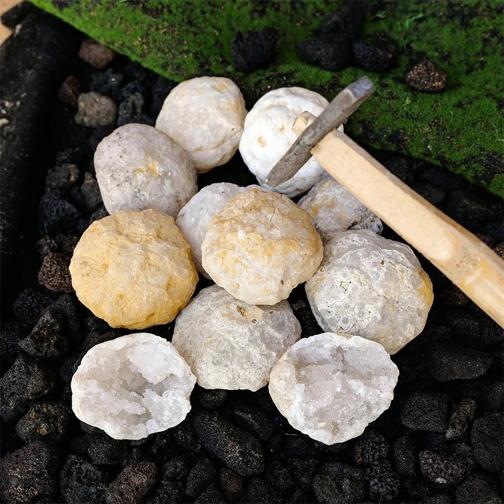Natural Unopened Agate Geode Raw Crystals Mineral Energy Healing Rough Stones