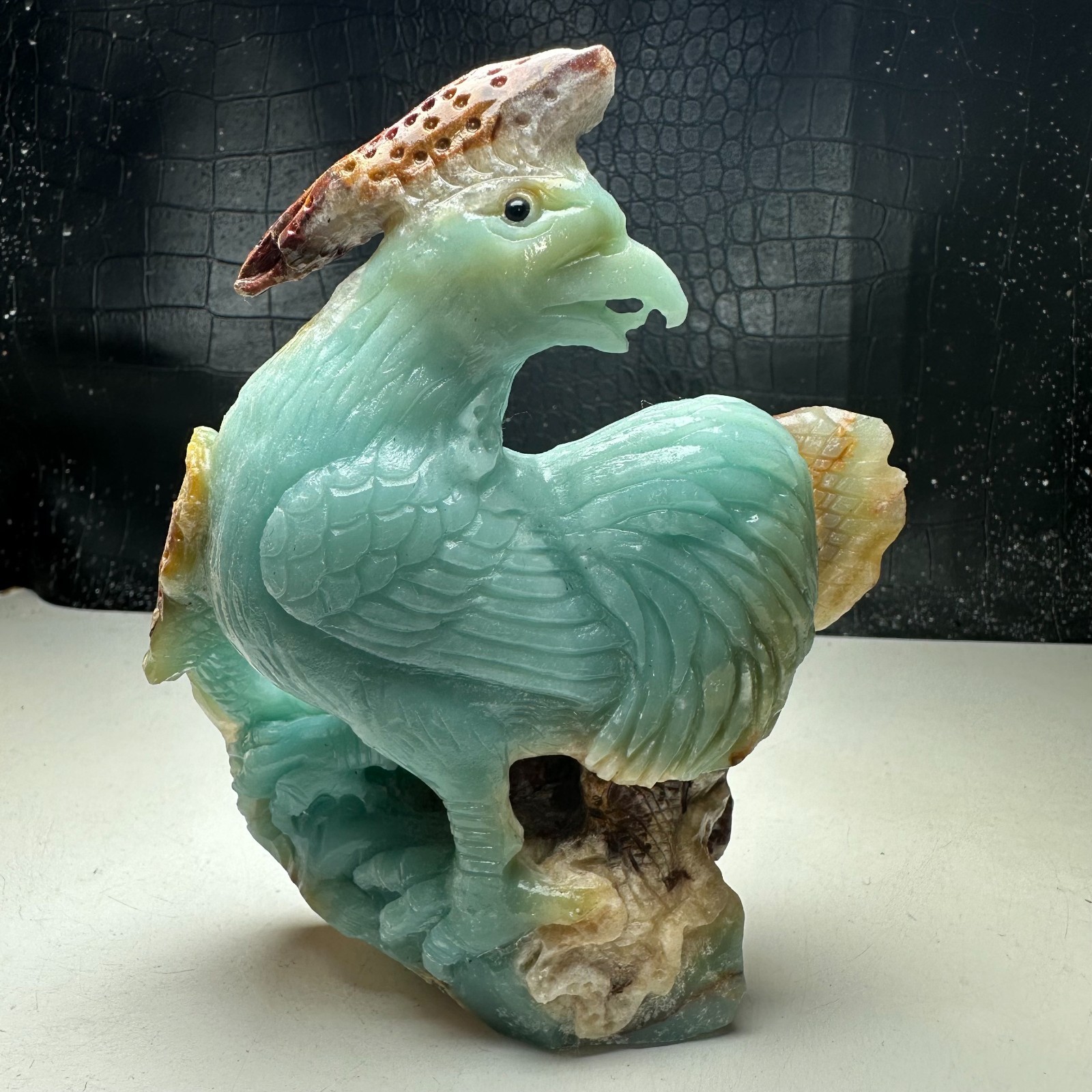 Natural Crystal Mineral Specimen. Amazon Stone. Hand-carved big Cock.CZ