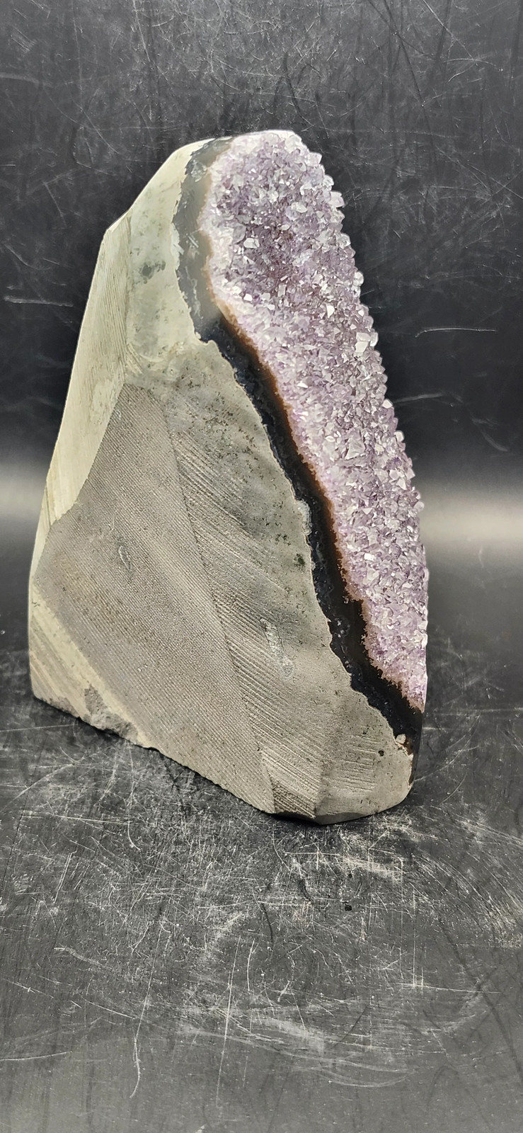 Amethyst cut base free form! 2.5 pounds, 4.75 inches tall, 4 wide, 3 thick