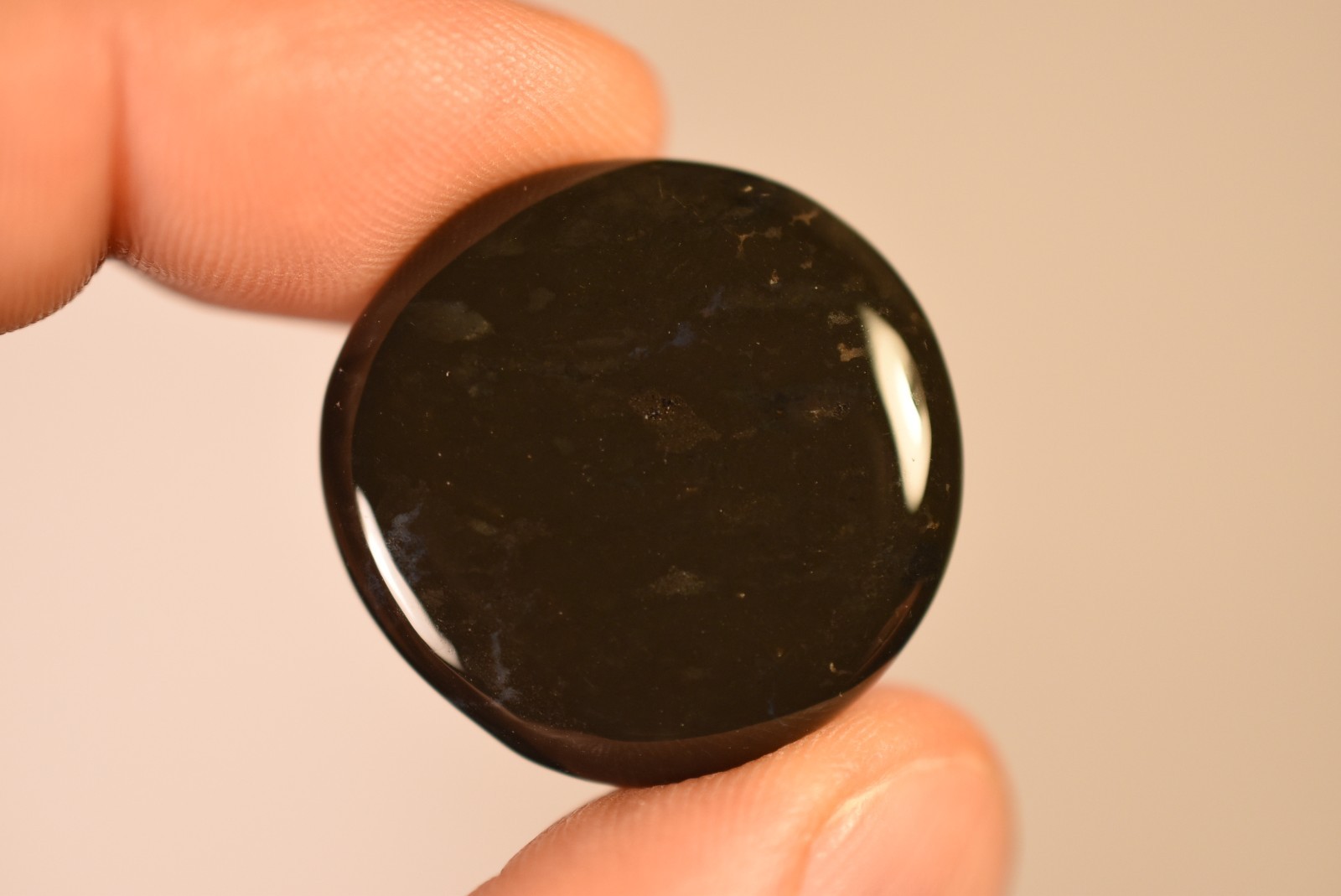 3 *BLACK ONYX* Flat Stones 2-3cm 23g Natural Stone Palm Thumb Worry