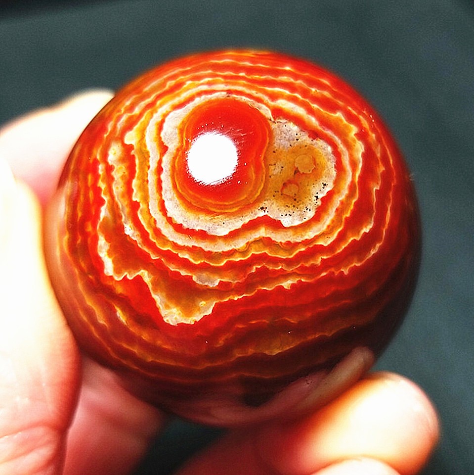 RARE 79.6G 38mm Natural Polished Silk Banded Lace Agate Ball Madagascar BA1154