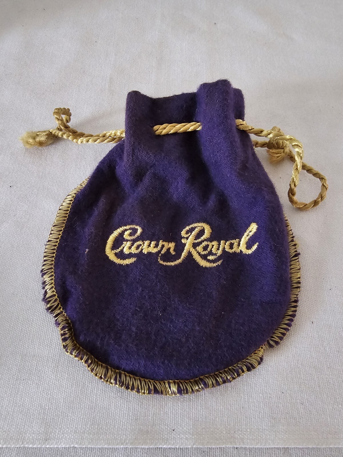 Natural Clear Quartz, Metal Pendulum pendant Royal Crown Felt Purple Pouch