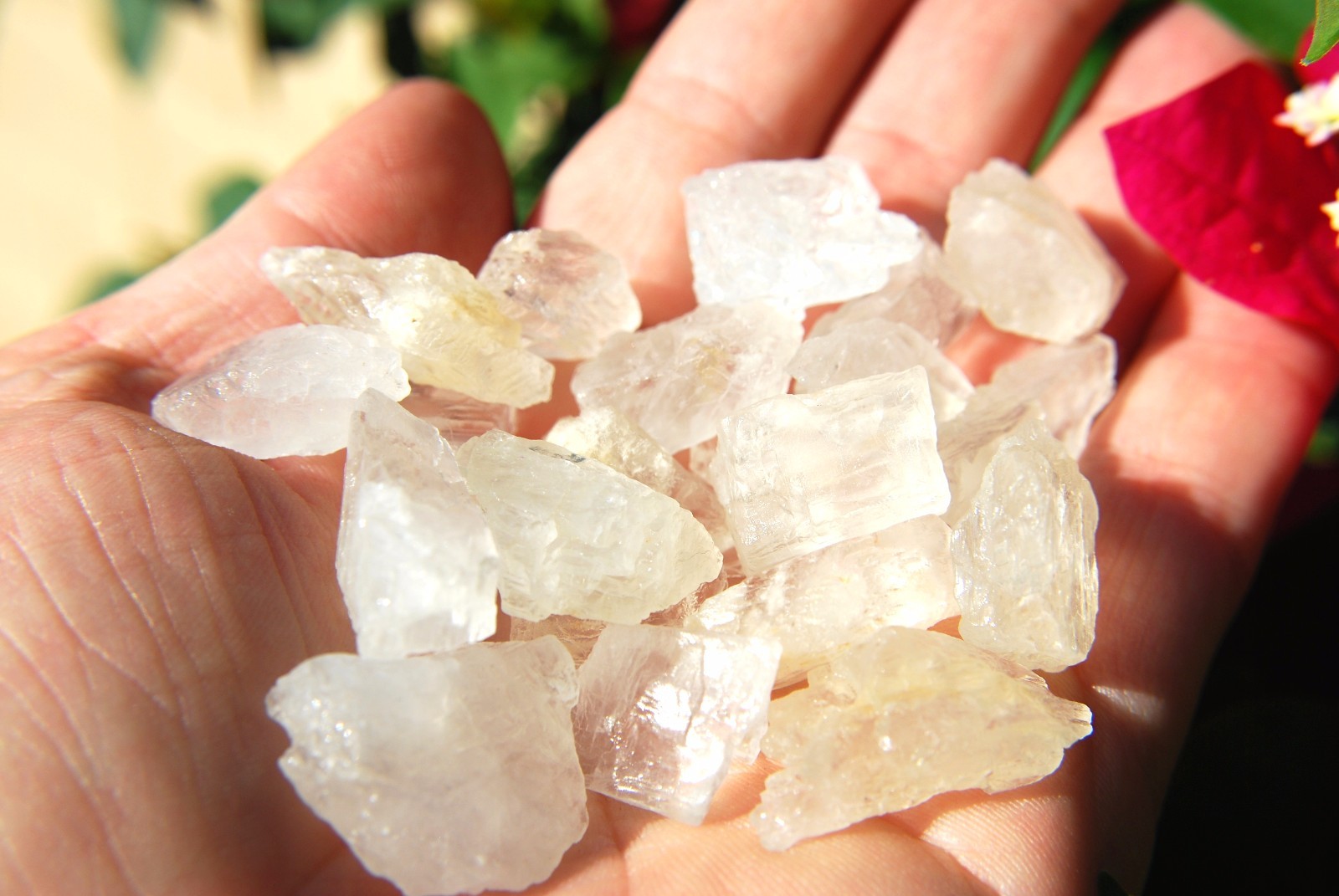 Charged Petalite Crystal Pendant + 20″ Stainless Steel Chain & Charger – SYN 12