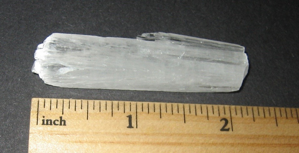 2.3″ BEAUTIFUL NATURAL ROUGH SCOLECITE CRYSTAL POINT TIP FROM INDIA ~ 9.7g *4