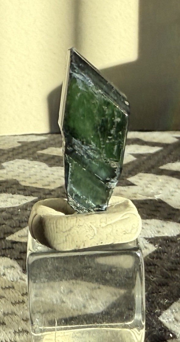 Vivianite Crystal, Bolivia, 23ct, 4.5 Gram, Natural Color