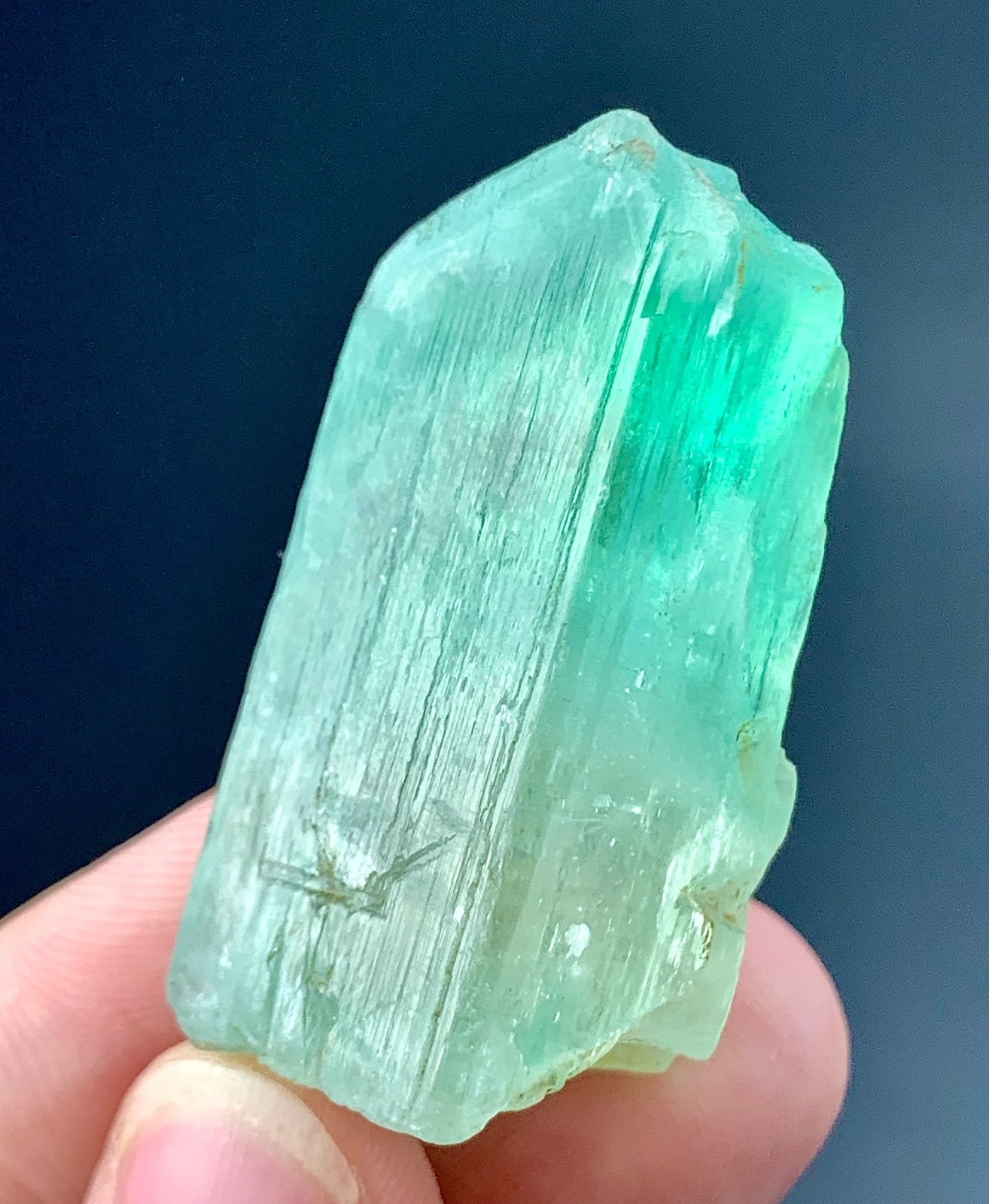 Hiddenite Kunzite Crystal From Afghanistan 114 Carat