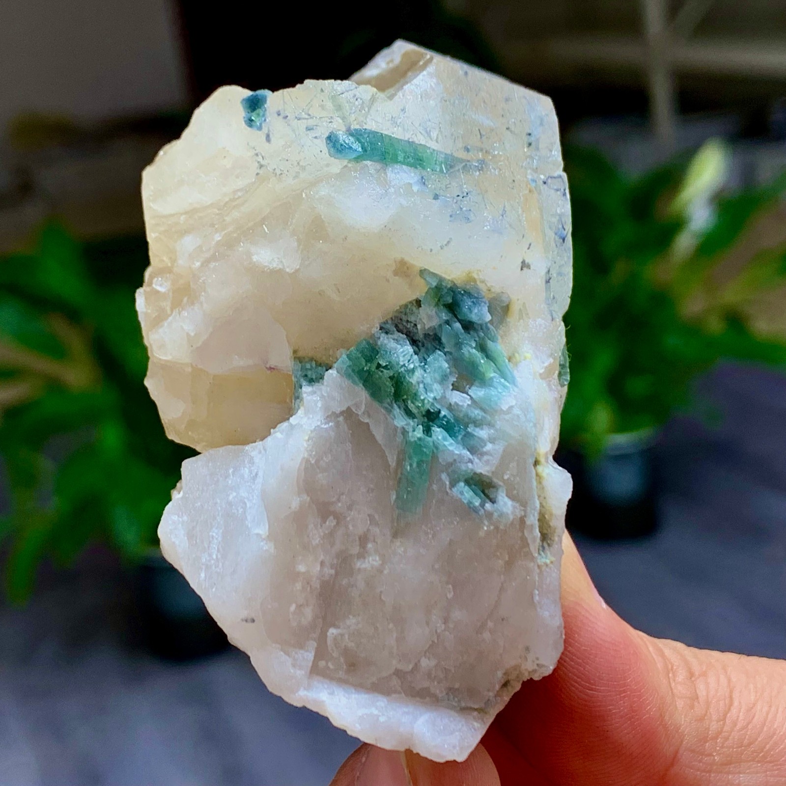 133G Natural tourmaline quartz crystal cluster mineral specimen