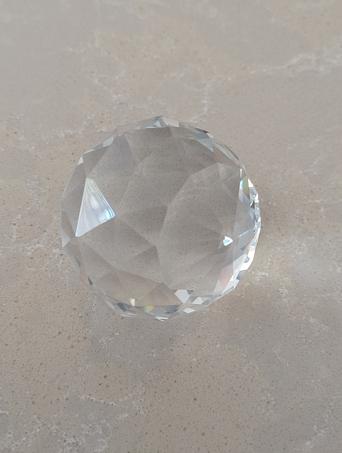 FENG SHUI HANGING 50 mm CRYSTAL BALL Clear Faceted Sphere Sun Catcher Prism