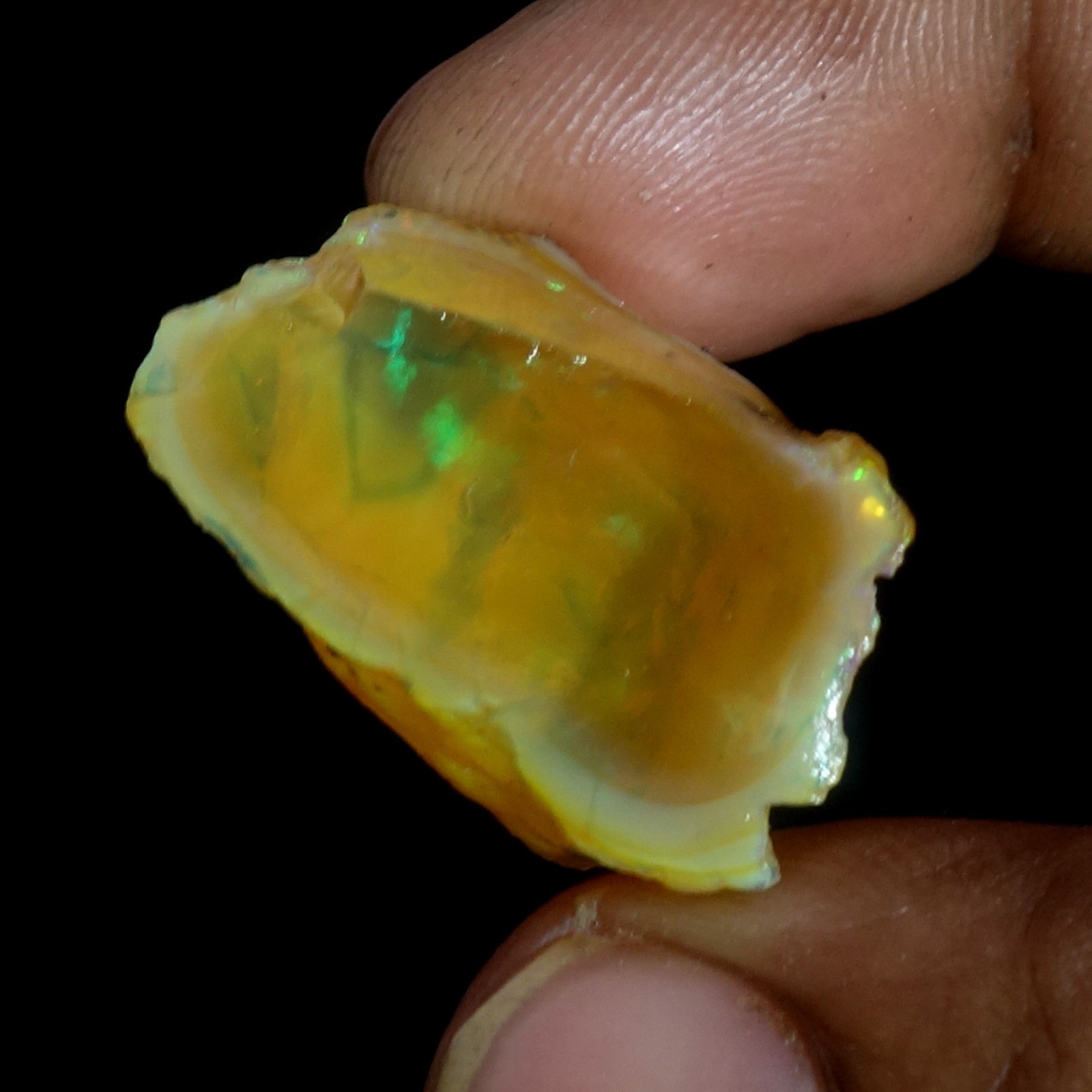 AA+ Ethiopian Oli Opal Rough Entreated Welo Opal Multi Fire Color Flash 38.30Cts