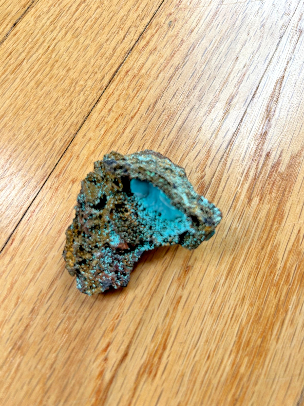 Beautiful Color – Natural Rosasite Raw Mineral Specimen 25g 2.5 inches