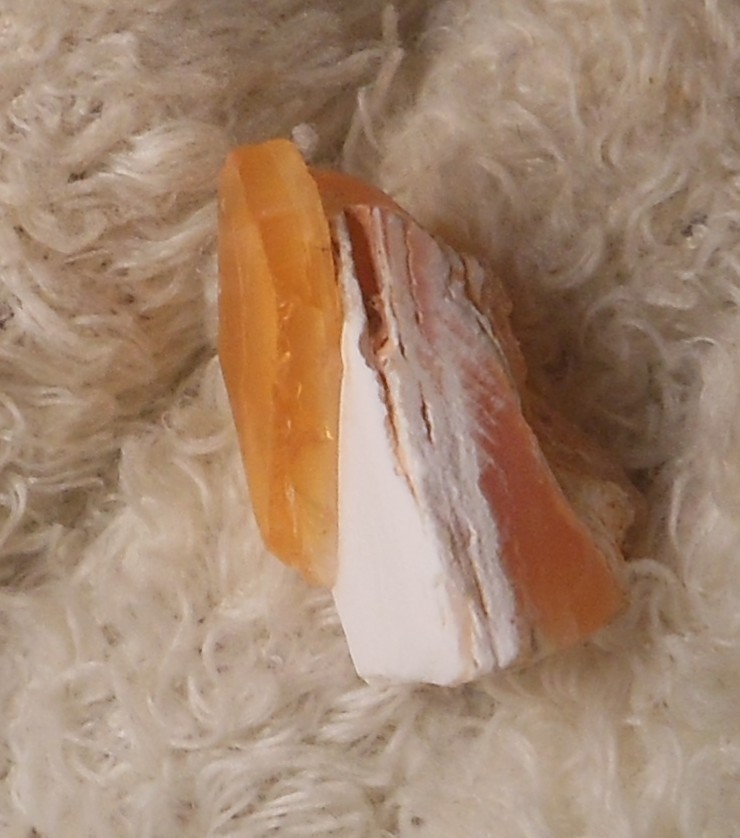 10ct Mexican Fire Opal Earth-Mined Specimen Facet Rough Orange on Host Rock