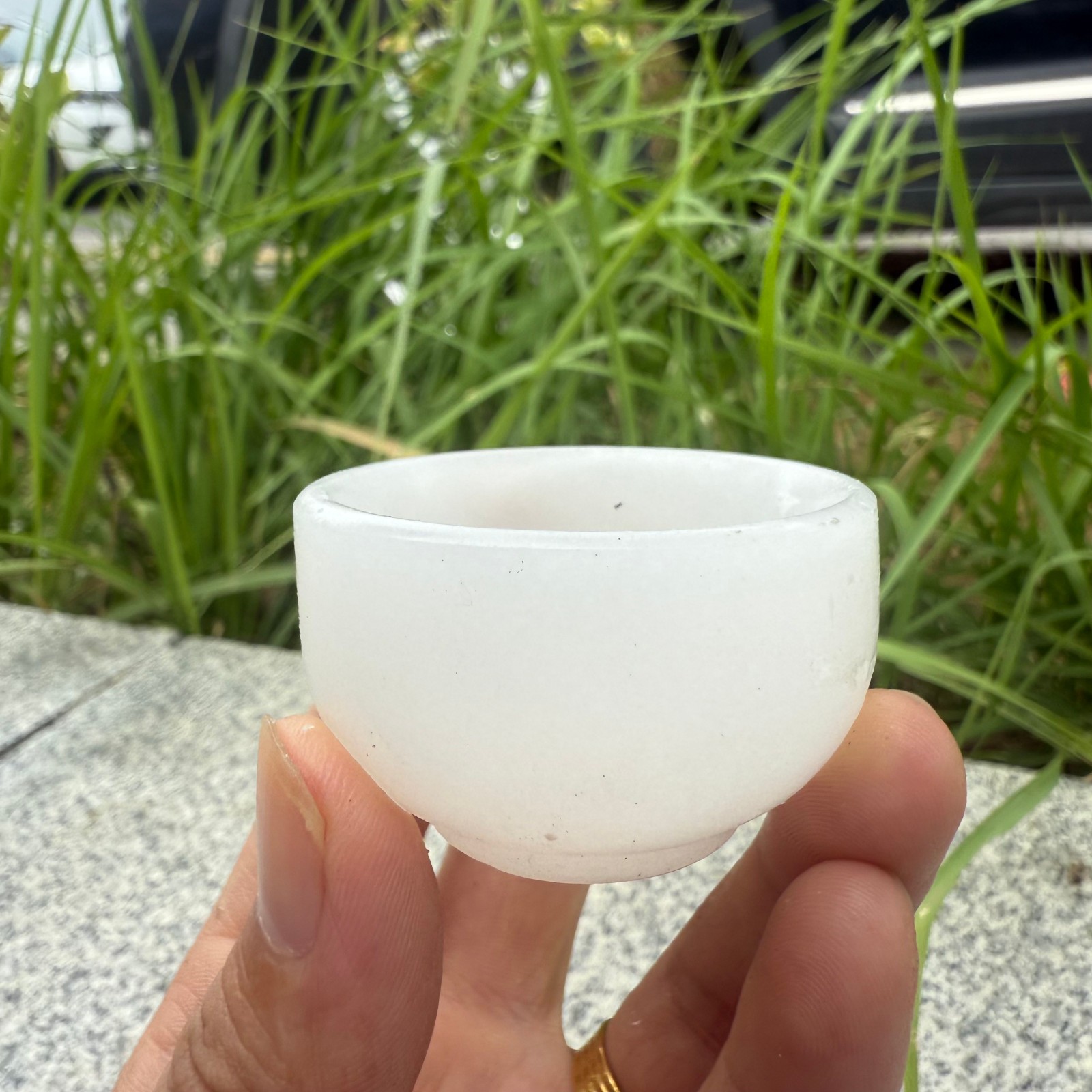 1pcs Natural White crystal Quartz Crystal Carved Water cup reiki Decoration