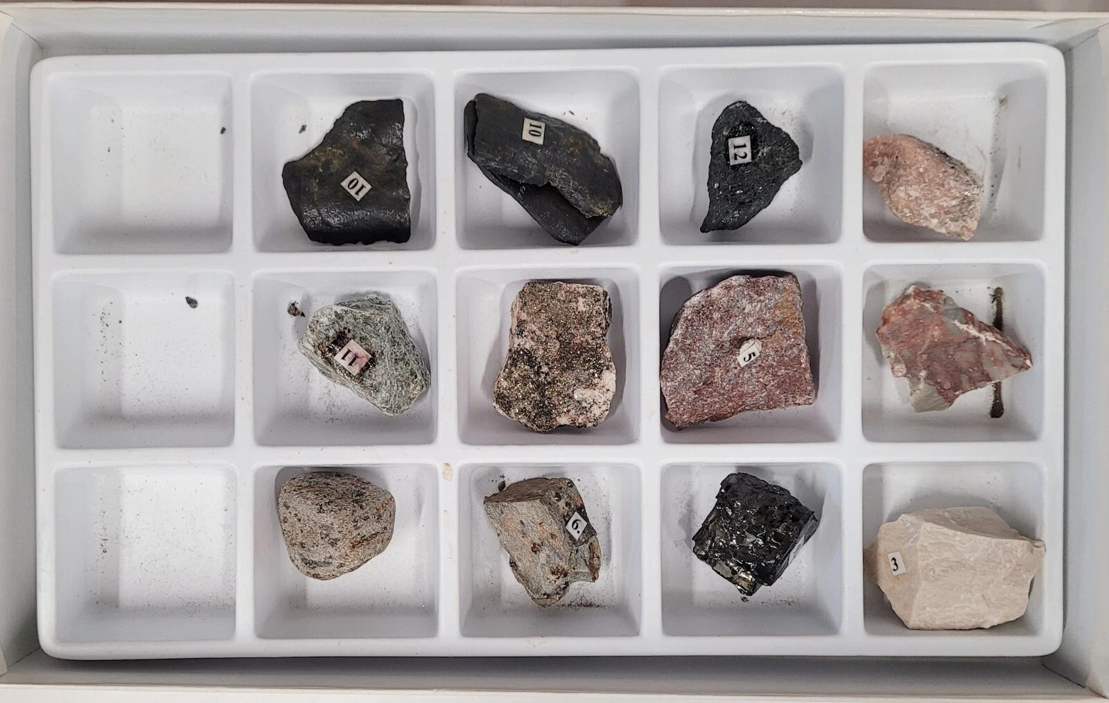 Sedimentary, Igneous, Metamorphic: 36-Piece Educational Rock Collection