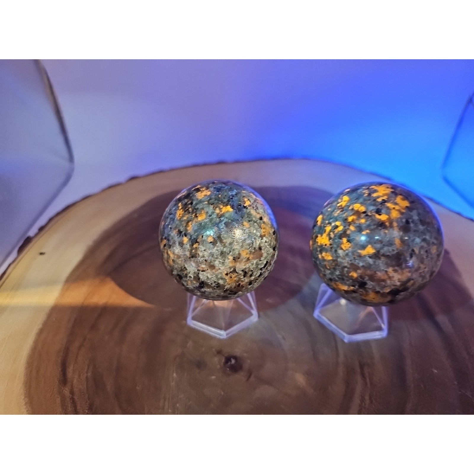 Yooperlite Stone Sphere 55mm 1 Each – CrystalCloud Company