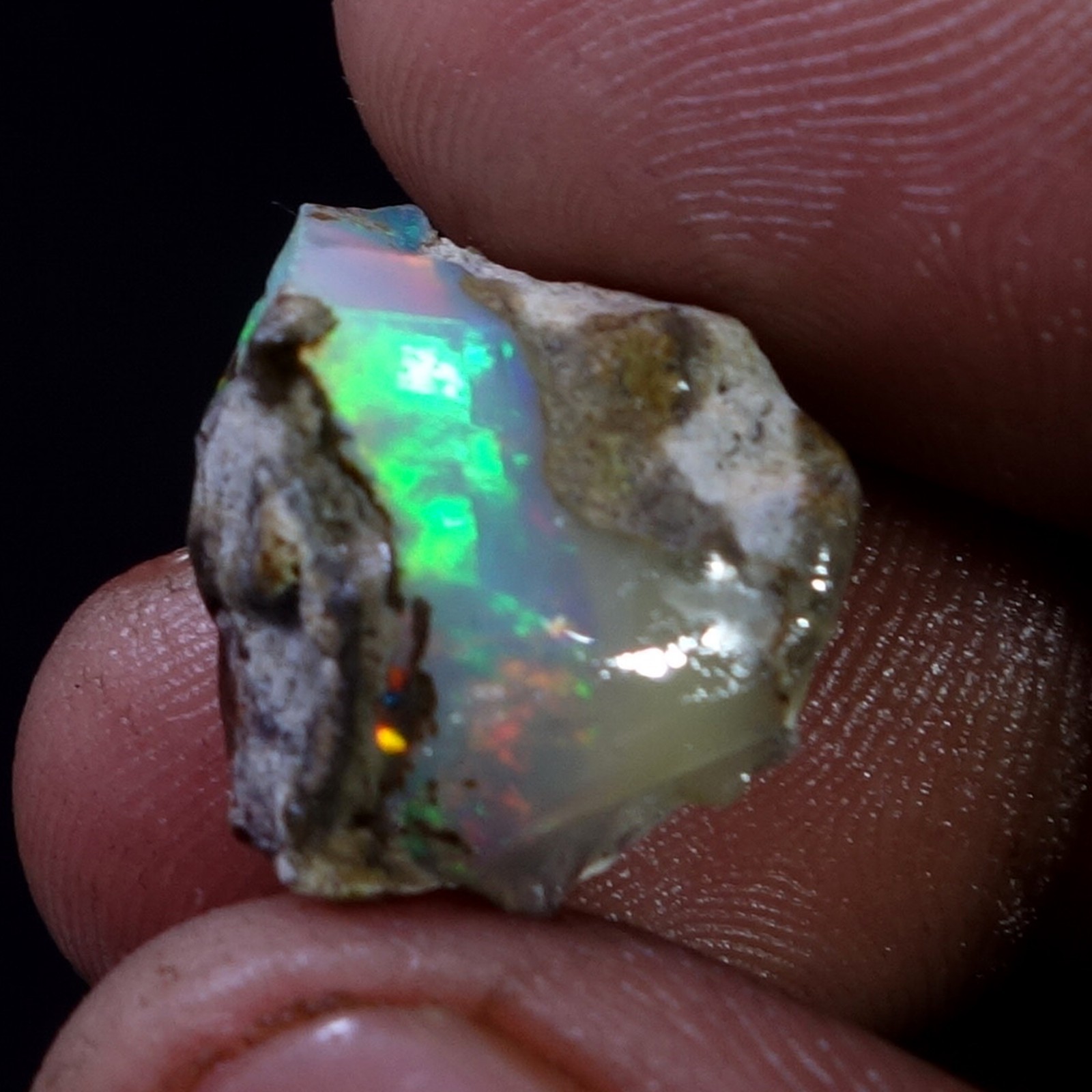 AA+ Ethiopian Dry Opal Rough Entreated Welo Opal Multi Fire Color Flash 08.70Cts