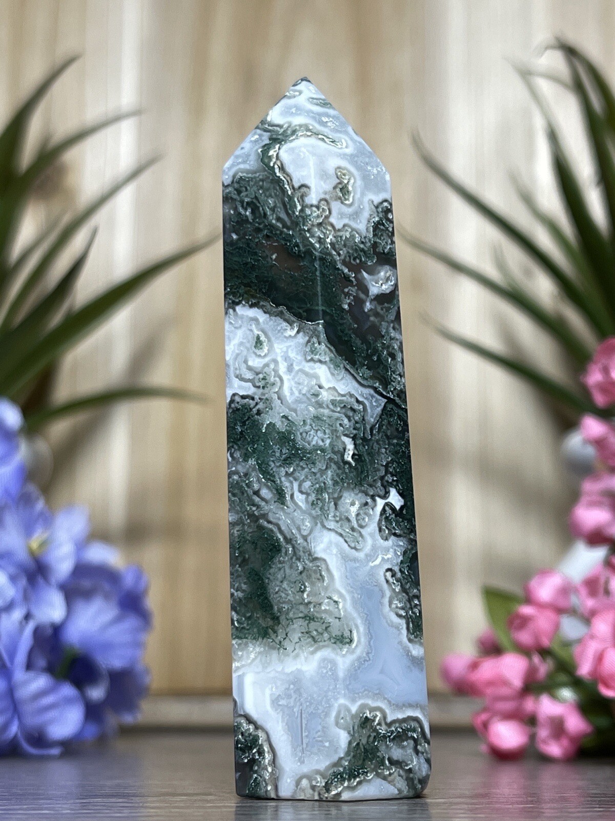 MOSS AGATE TOWER – Mineral Chalcedony Reiki Chakra Green Wiccan Crystal Decor