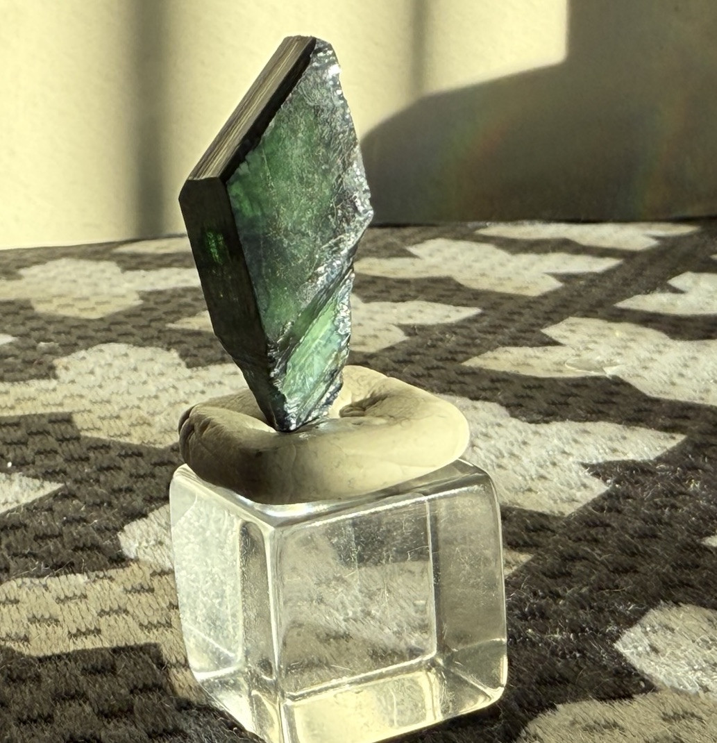 Vivianite Crystal, Bolivia, 23ct, 4.5 Gram, Natural Color
